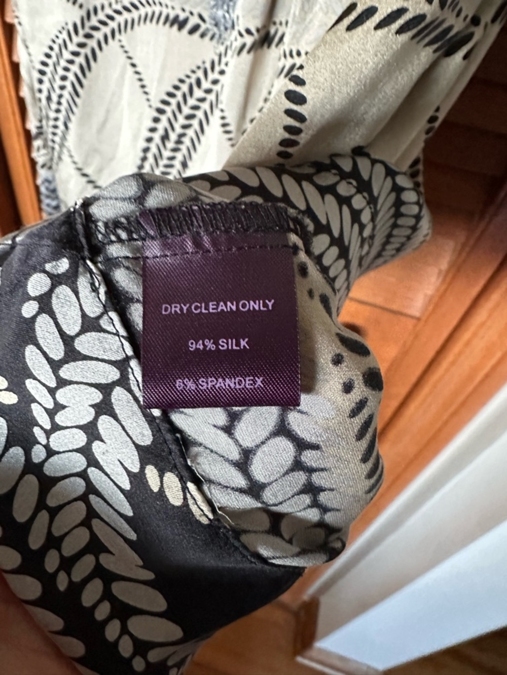 Beautiful Hale Bob silk blend dress - Picture 9 of 11